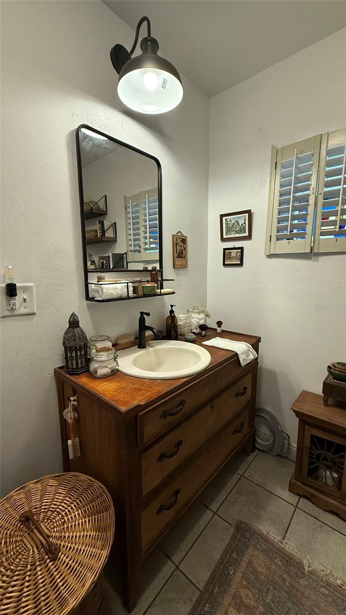 5804 10TH ST, ZEPHYRHILLS, FL, 33542