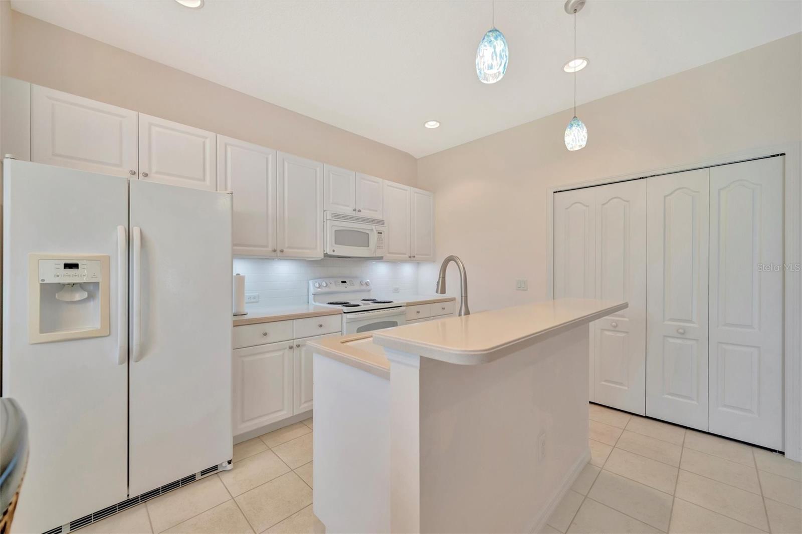 1306 MORNING SKY GLN, BRADENTON, FL, 34208