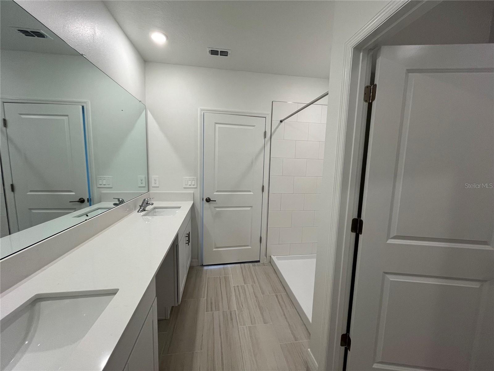 11340 RADIANT SHORE LOOP, SAN ANTONIO, FL, 33576