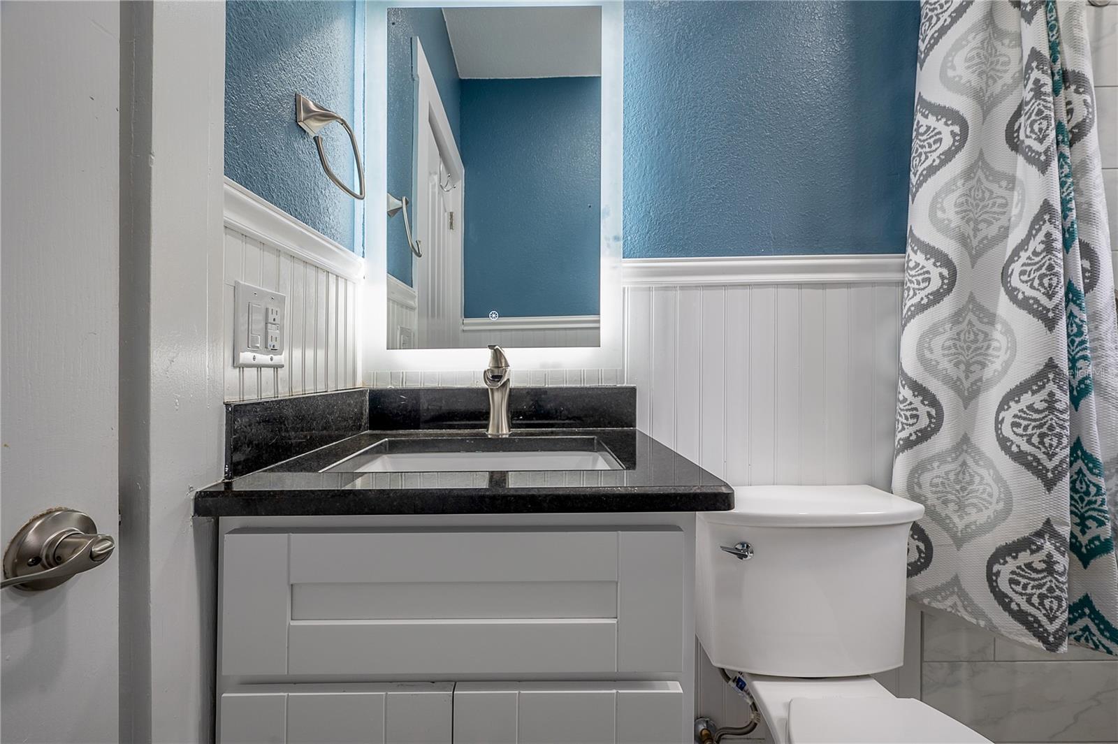 1202 E GIDDENS AVE, TAMPA, FL, 33603