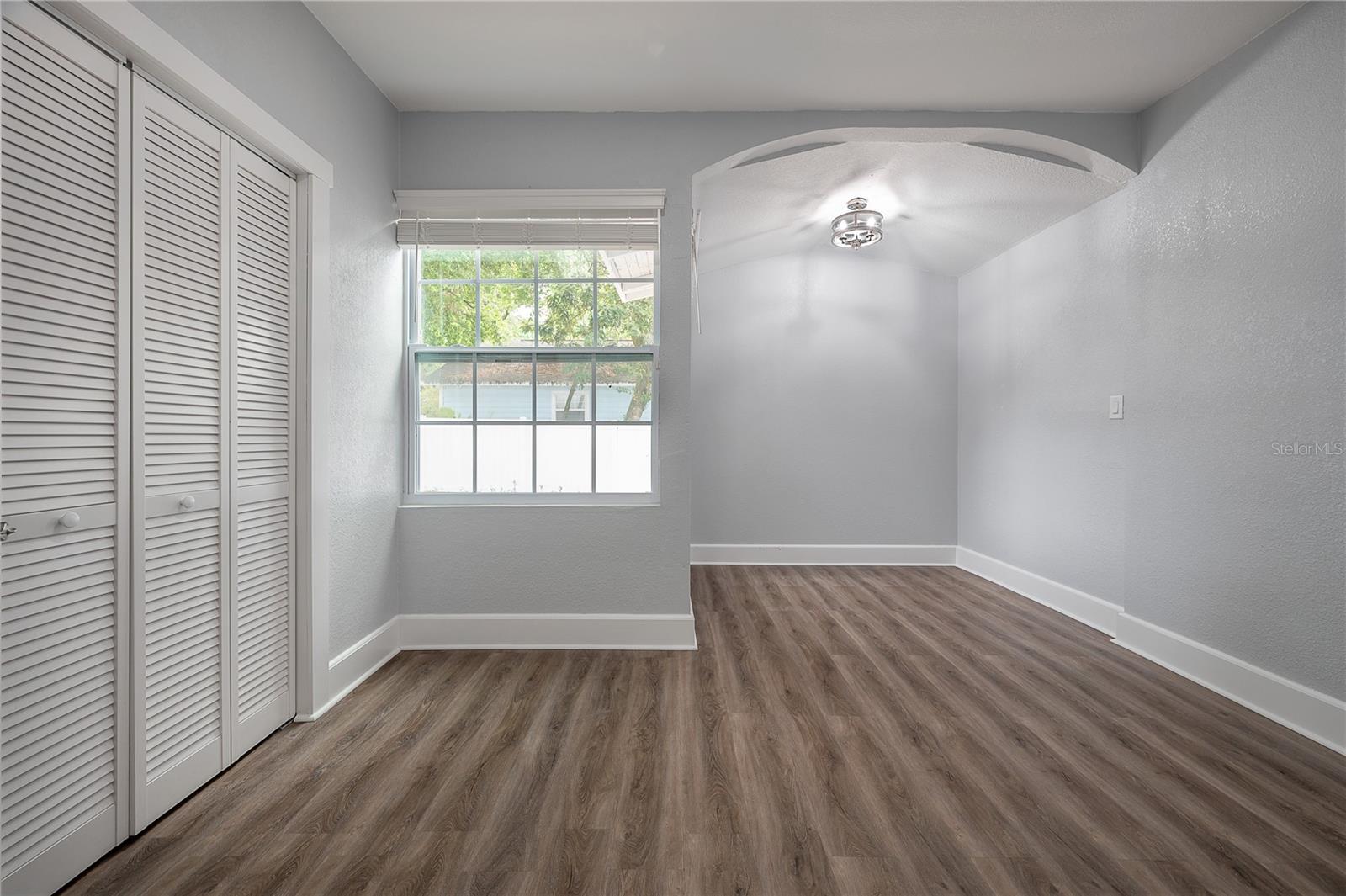 1202 E GIDDENS AVE, TAMPA, FL, 33603