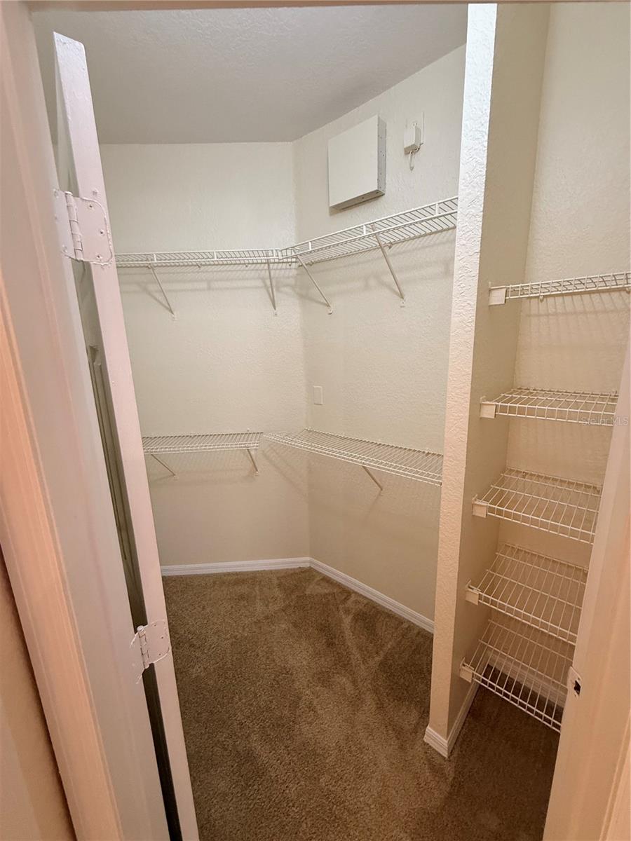 3593 CONROY RD #416, ORLANDO, FL, 32839