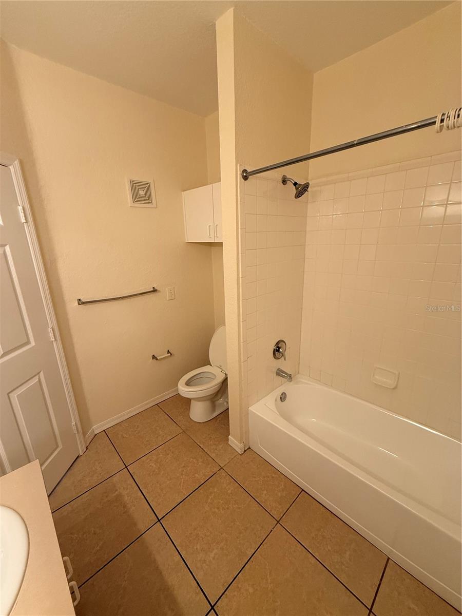 3593 CONROY RD #416, ORLANDO, FL, 32839