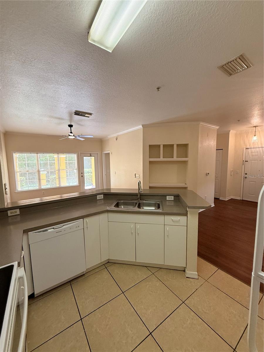 3593 CONROY RD #416, ORLANDO, FL, 32839