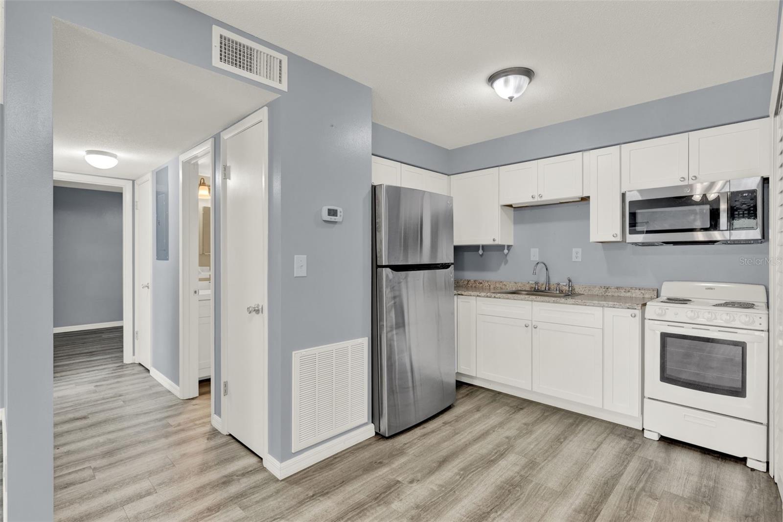 75 SUNNYSIDE DR #75, CLERMONT, FL, 34711