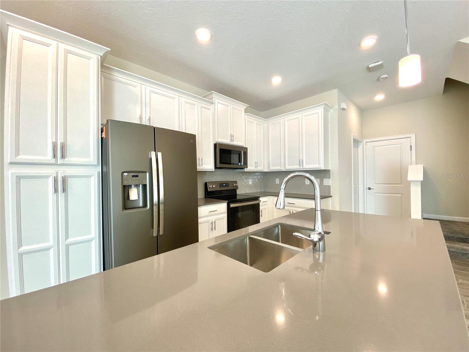 1304 SHINNECOCK HILLS DR, CHAMPIONS GATE, FL, 33896