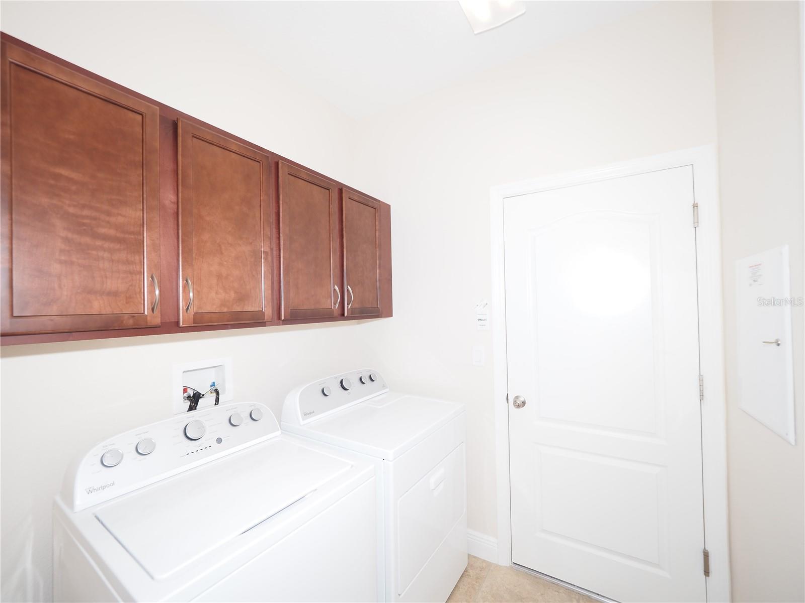 995 MOLLY CIR, SARASOTA, FL, 34232