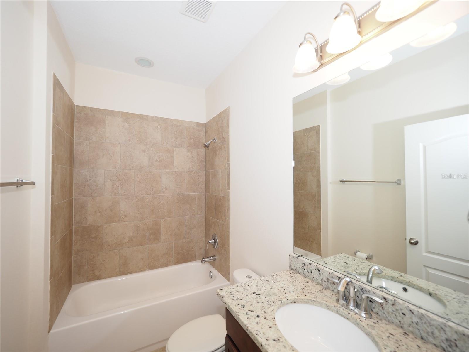 995 MOLLY CIR, SARASOTA, FL, 34232