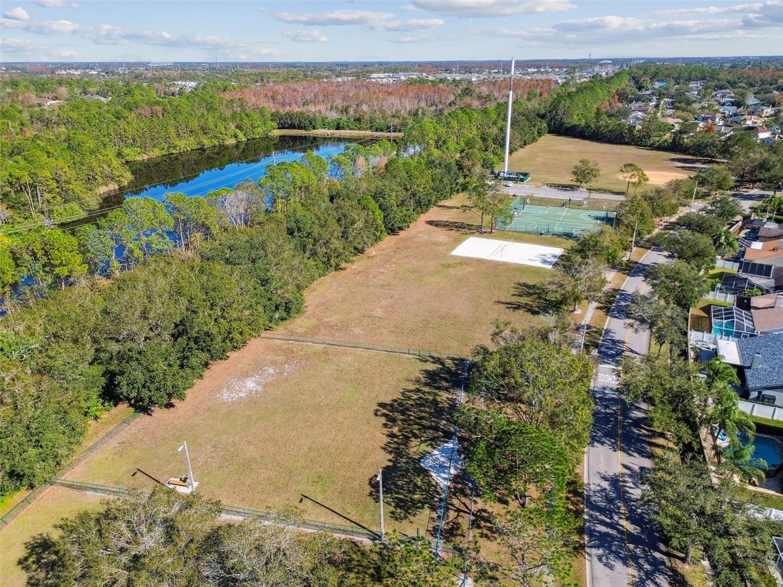 9408 EDENTON WAY, TAMPA, FL, 33626