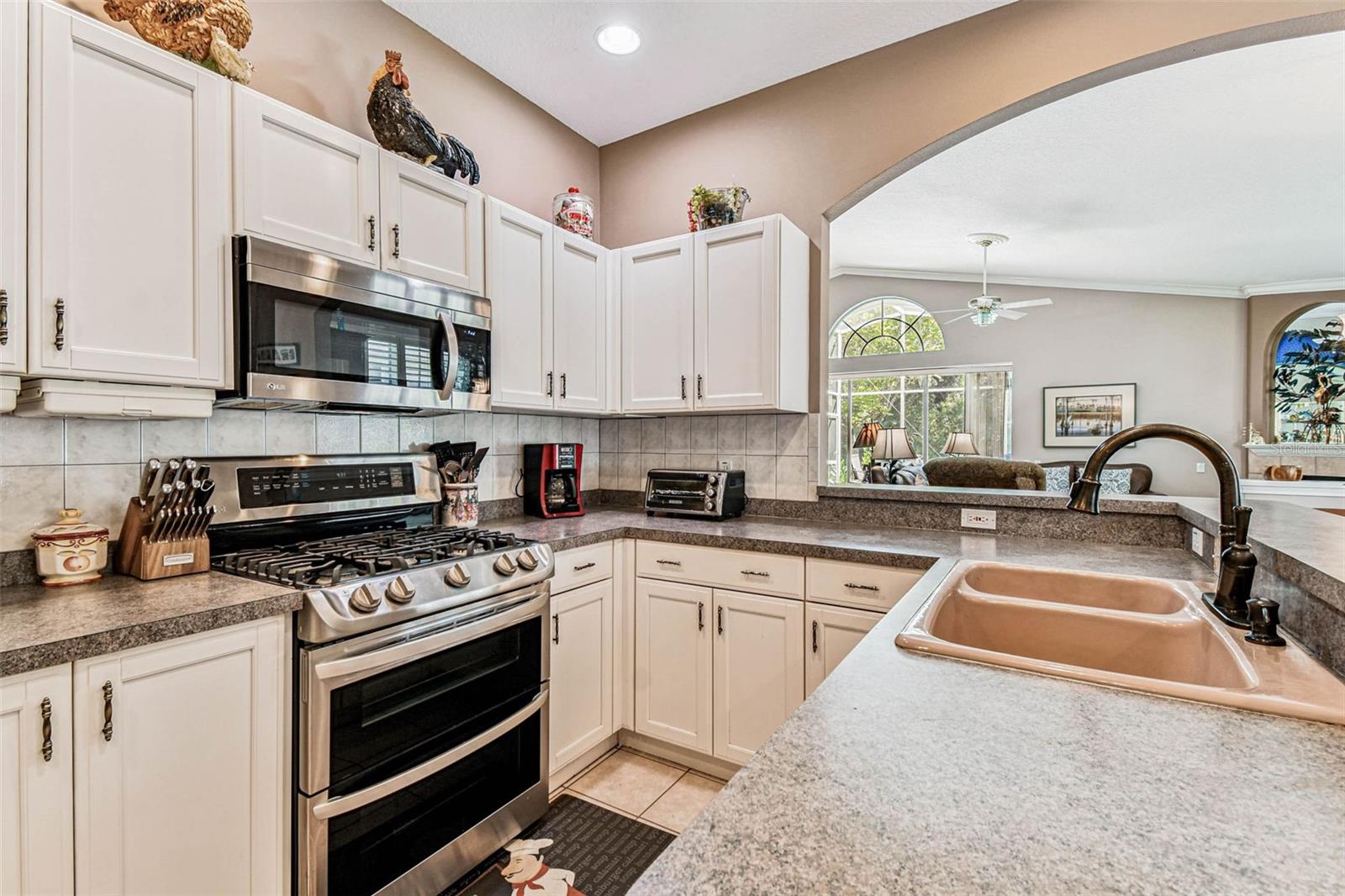 9408 EDENTON WAY, TAMPA, FL, 33626