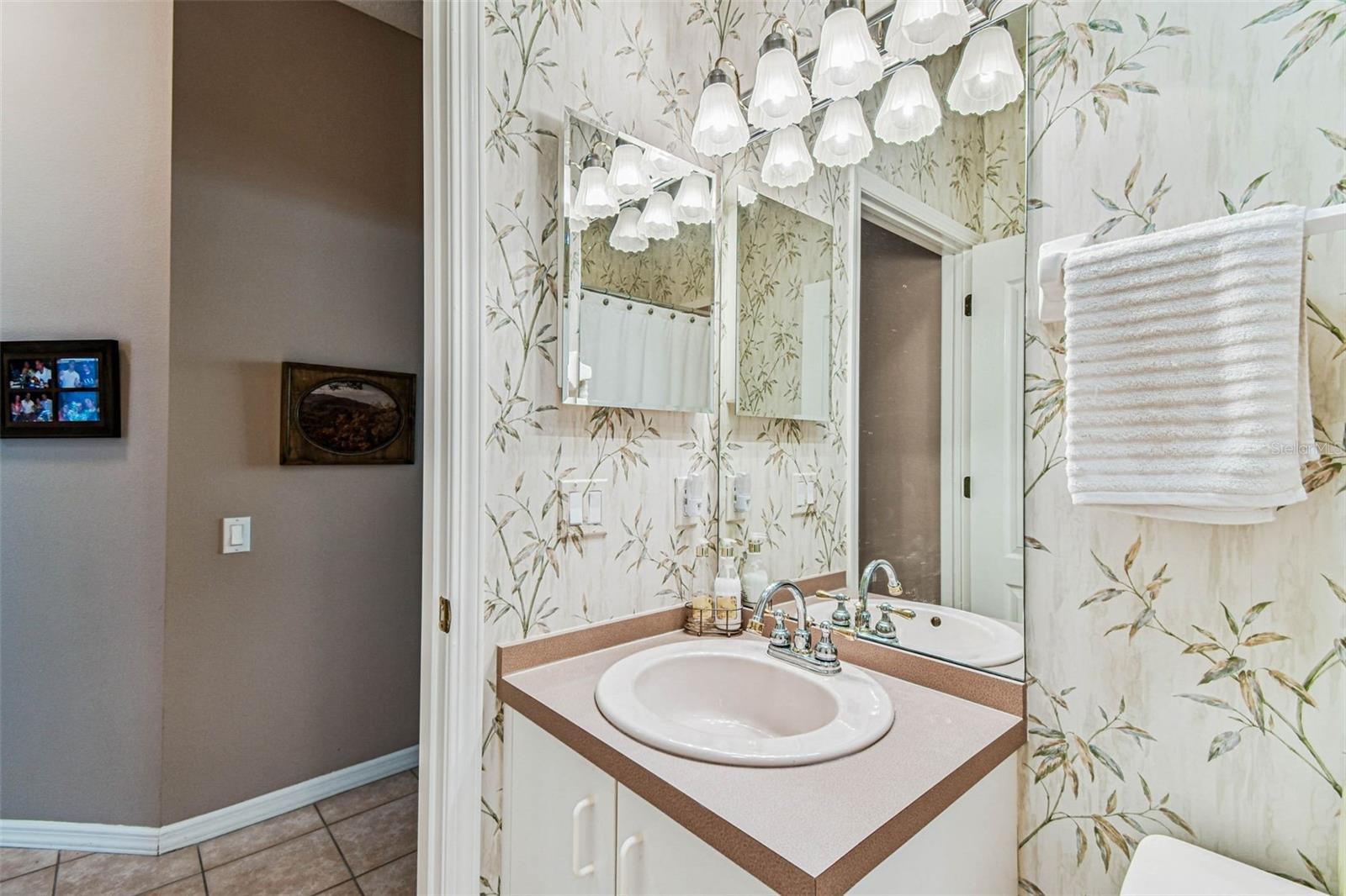 9408 EDENTON WAY, TAMPA, FL, 33626