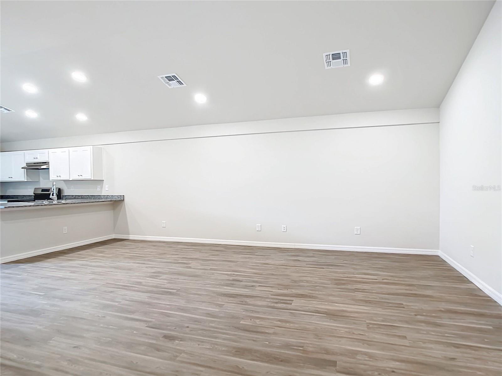 17131 THOMPSON AVE, PORT CHARLOTTE, FL, 33948