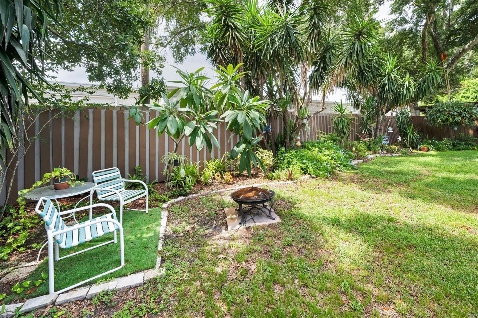 3233 CARRIAGE DR, PALM HARBOR, FL, 34684