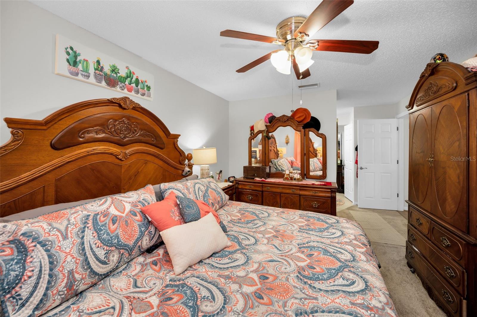 3233 CARRIAGE DR, PALM HARBOR, FL, 34684