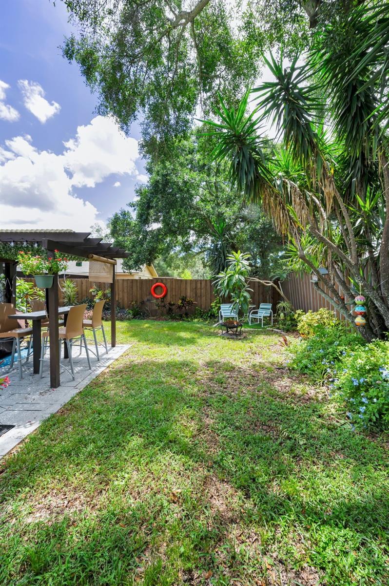 3233 CARRIAGE DR, PALM HARBOR, FL, 34684