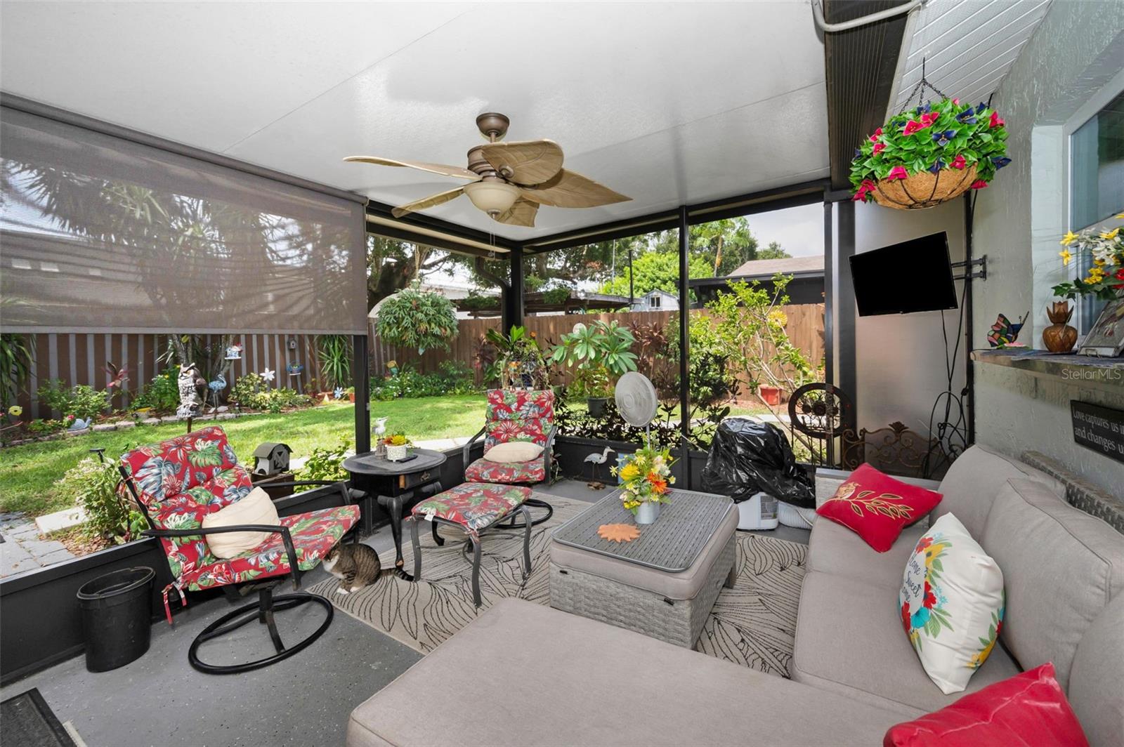 3233 CARRIAGE DR, PALM HARBOR, FL, 34684