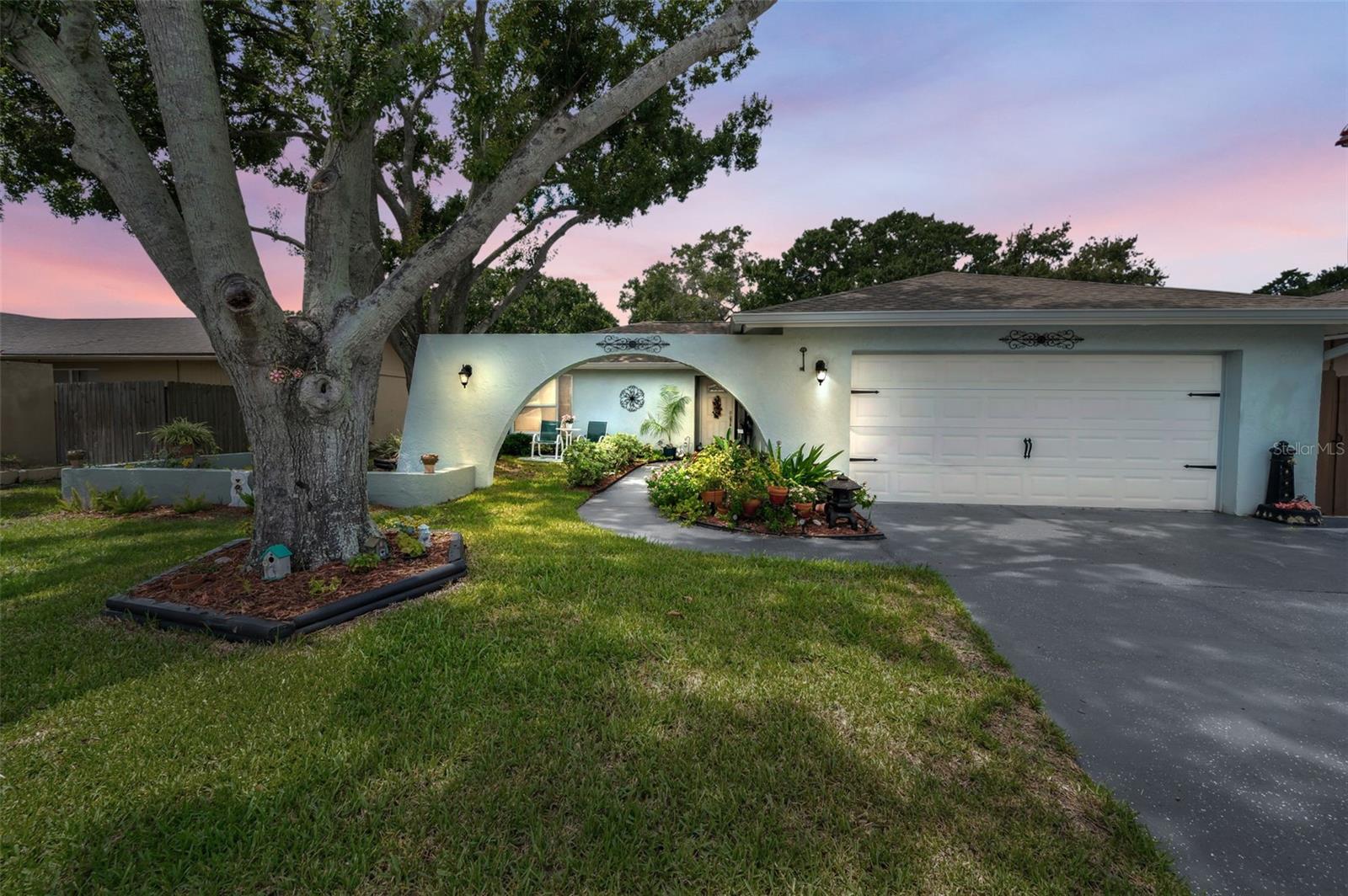 3233 CARRIAGE DR, PALM HARBOR, FL, 34684