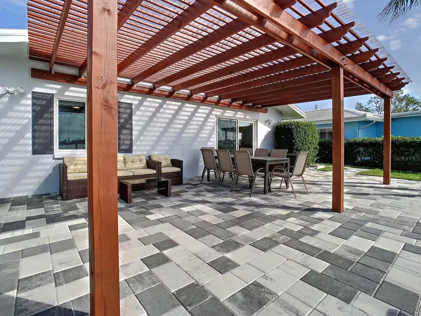 511 20TH AVE, INDIAN ROCKS BEACH, FL, 33785