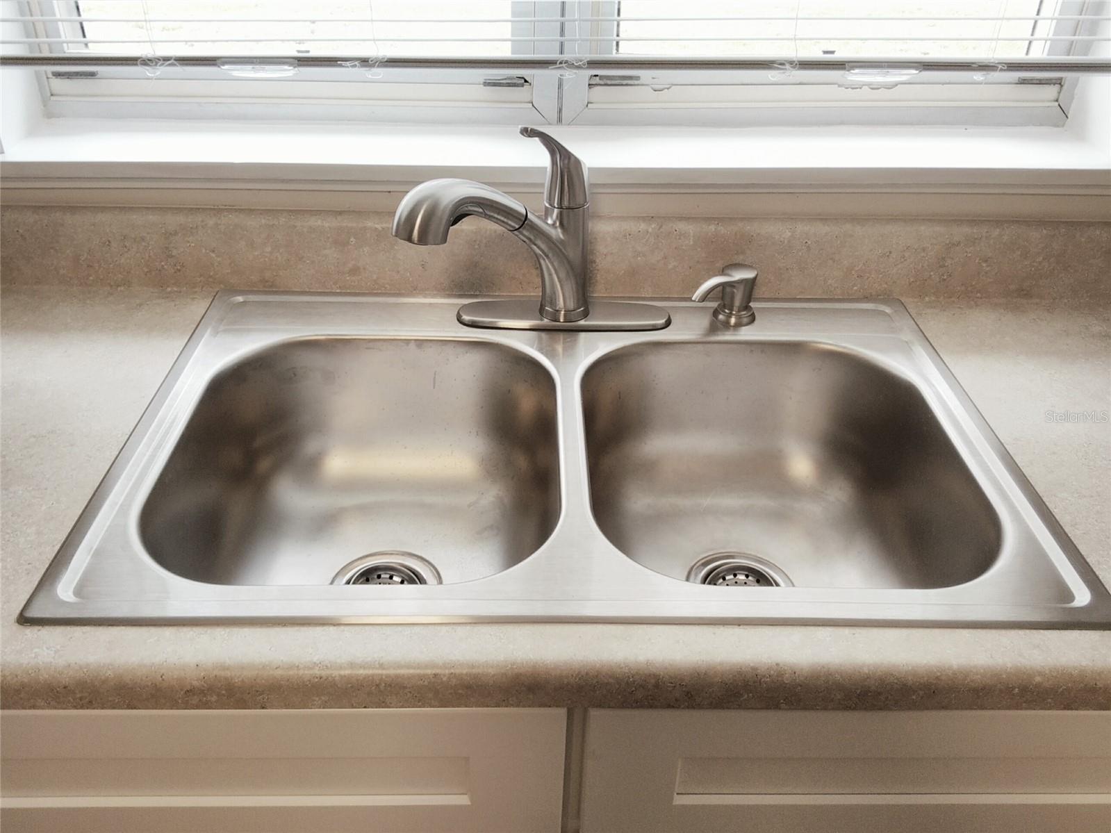 264 C ST, ORANGE CITY, FL, 32763