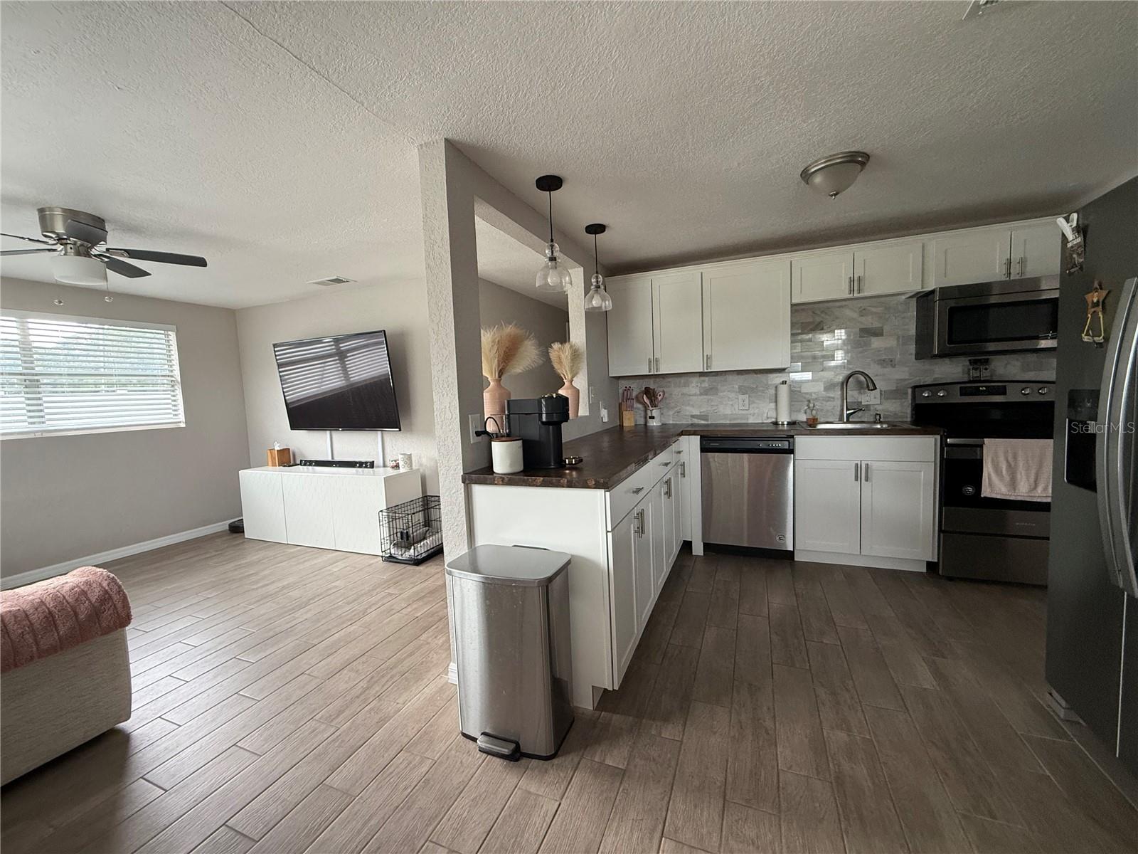 327 LAKE VAN RD, AUBURNDALE, FL, 33823