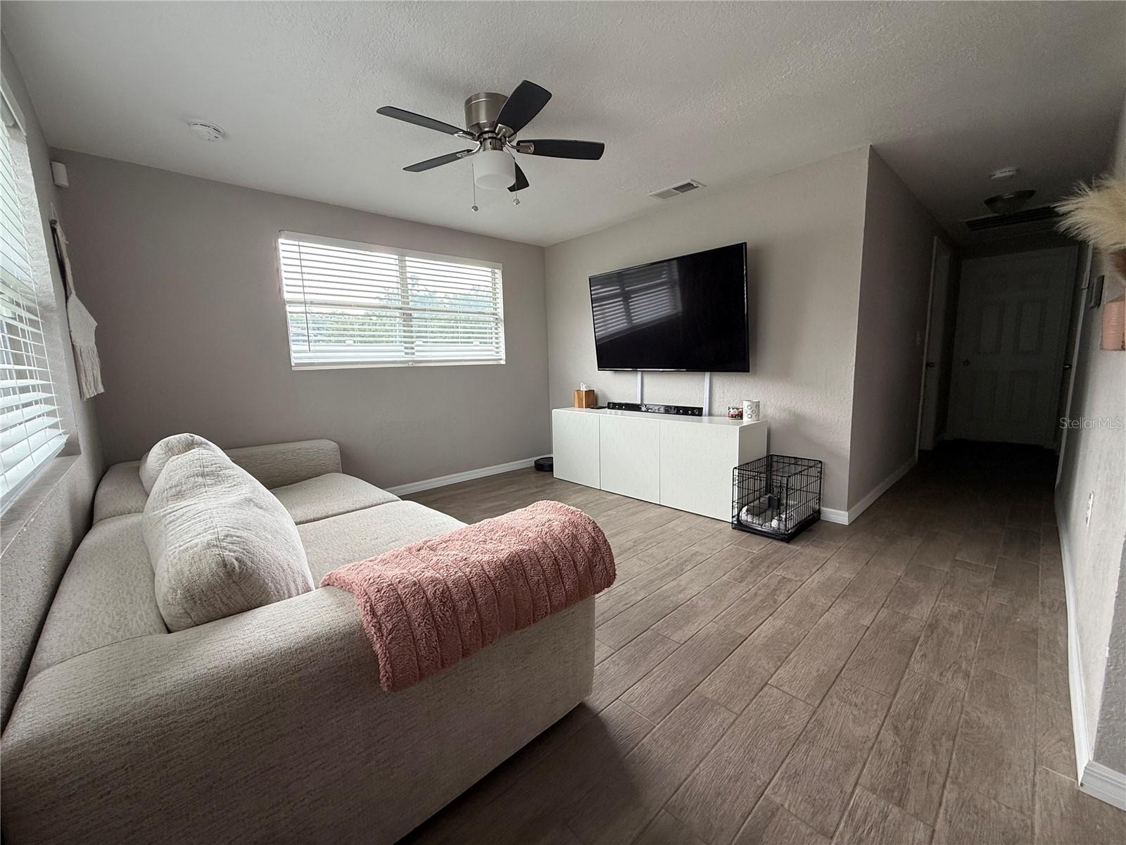 327 LAKE VAN RD, AUBURNDALE, FL, 33823