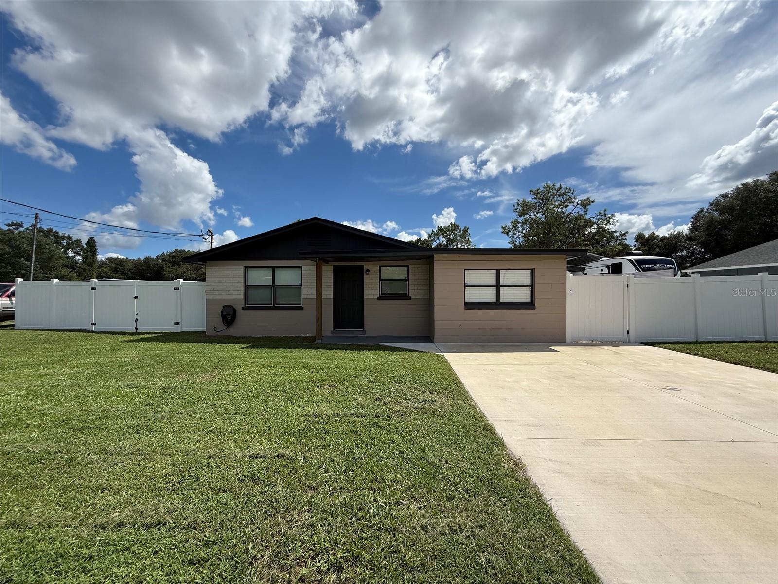 327 LAKE VAN RD, AUBURNDALE, FL, 33823