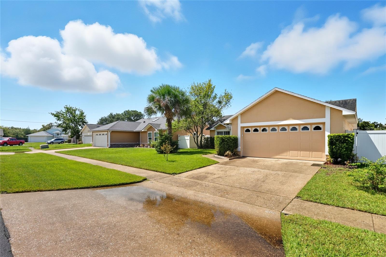 202 S HAMPTON CT, SANFORD, FL, 32773