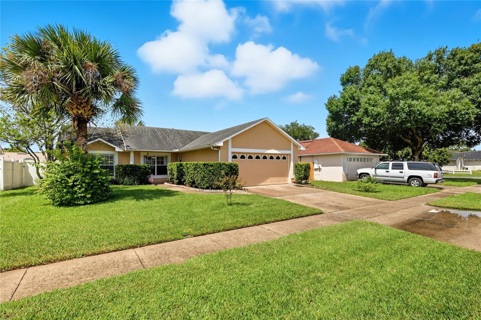 202 S HAMPTON CT, SANFORD, FL, 32773