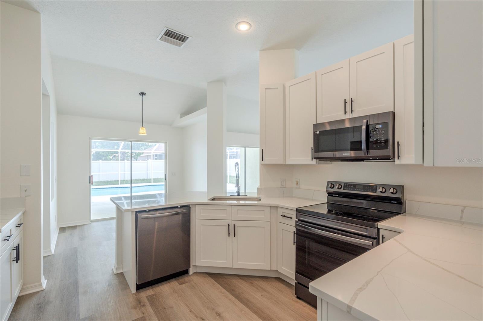 1910 LEICHESTER ST, VALRICO, FL, 33594