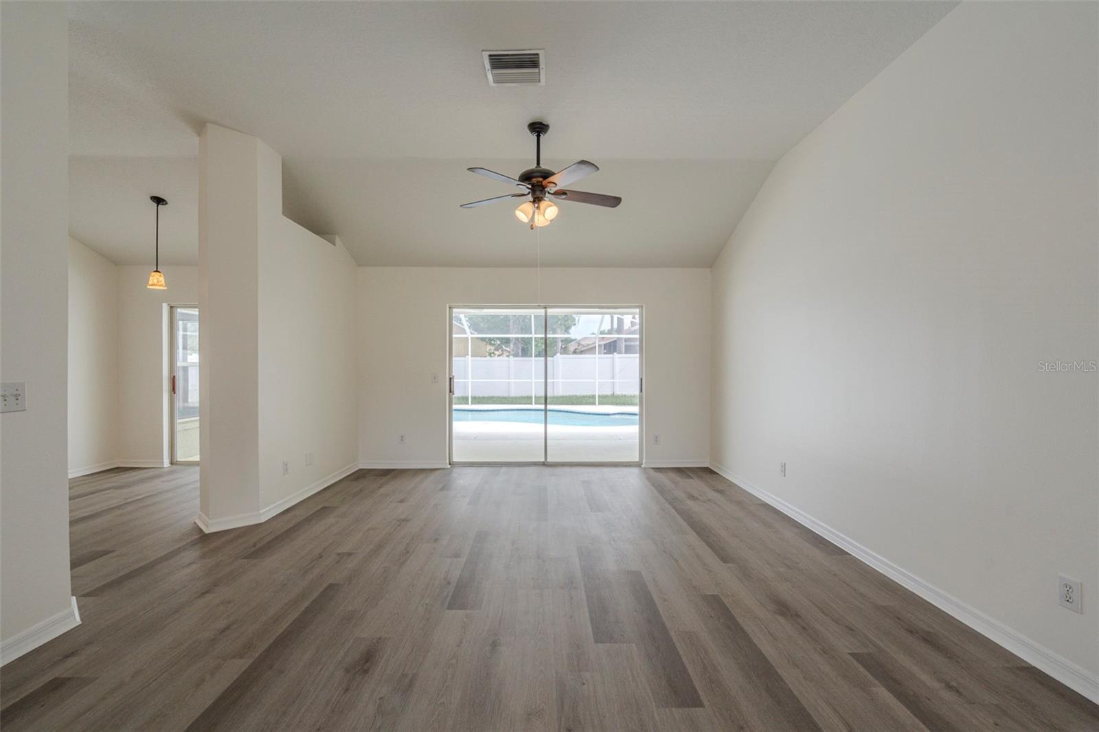 1910 LEICHESTER ST, VALRICO, FL, 33594