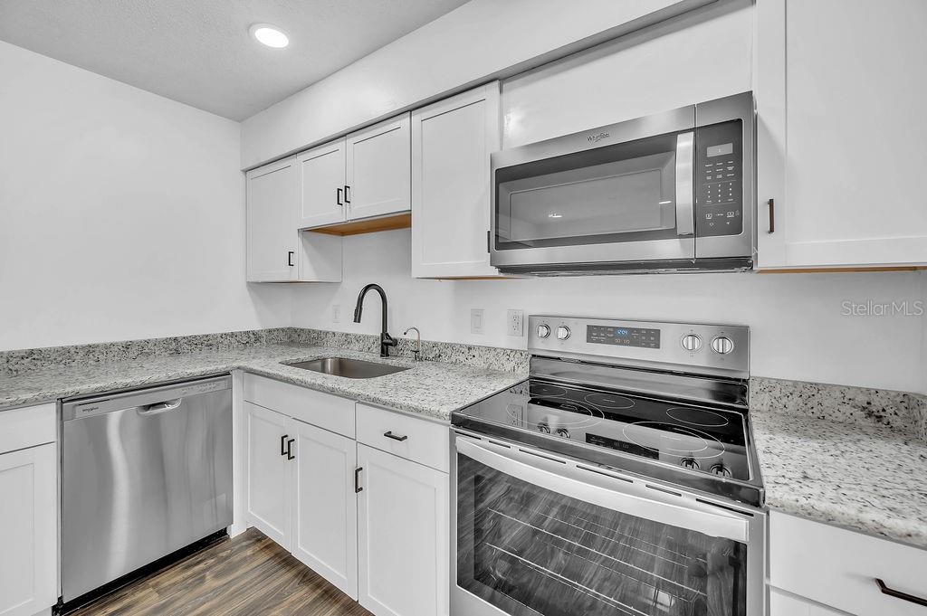 271 COCOA ST SE, PALM BAY, FL, 32909