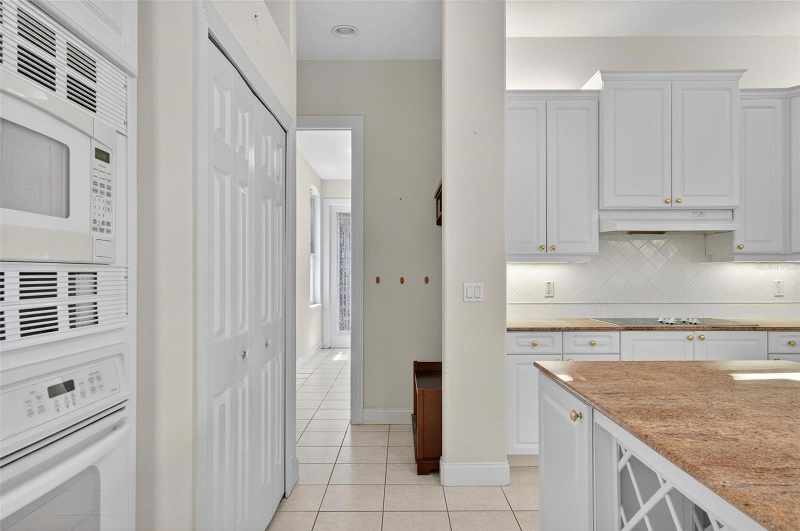 17 GRANDVIEW DR, PALM COAST, FL, 32137