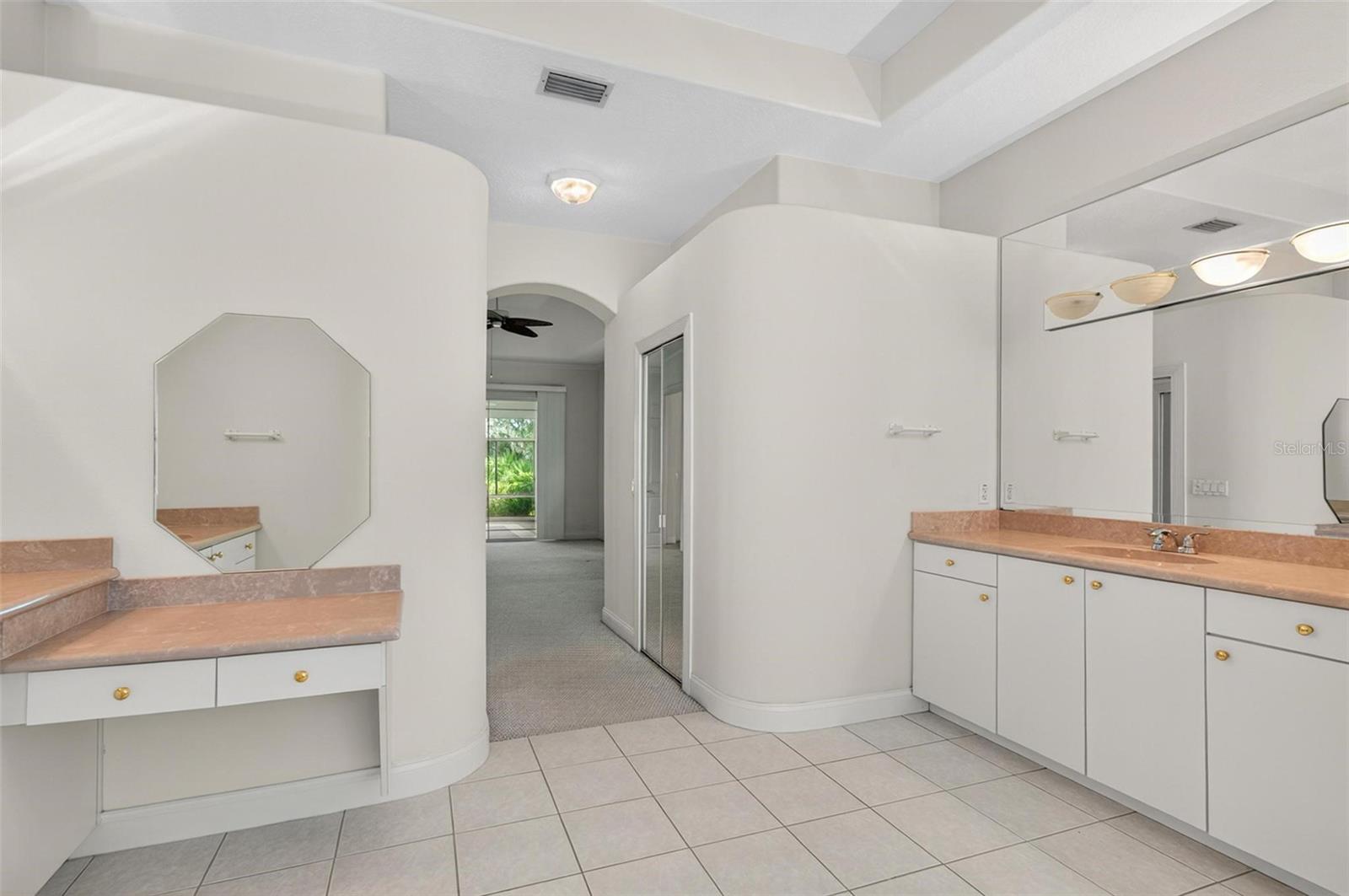 17 GRANDVIEW DR, PALM COAST, FL, 32137