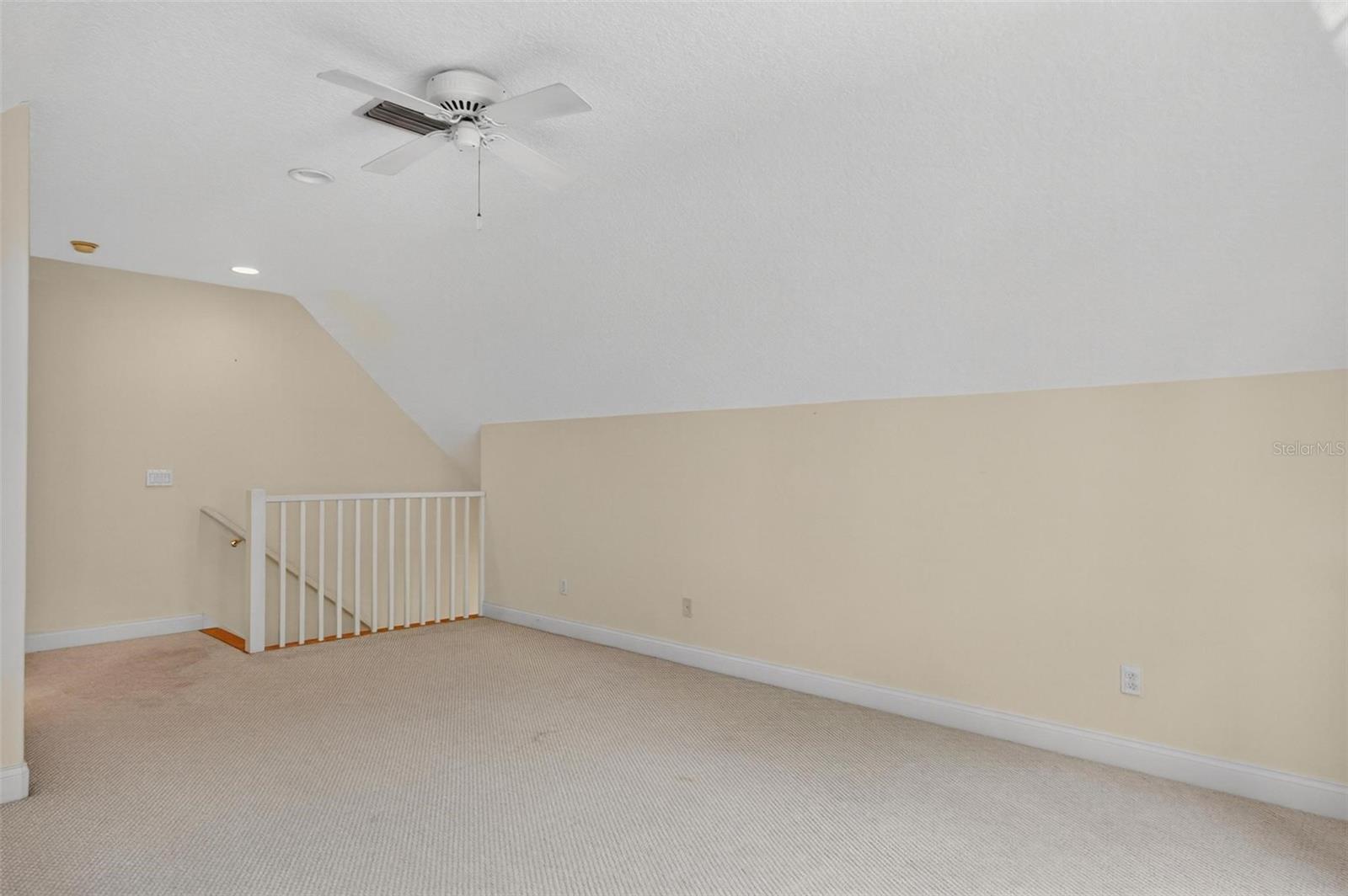 17 GRANDVIEW DR, PALM COAST, FL, 32137