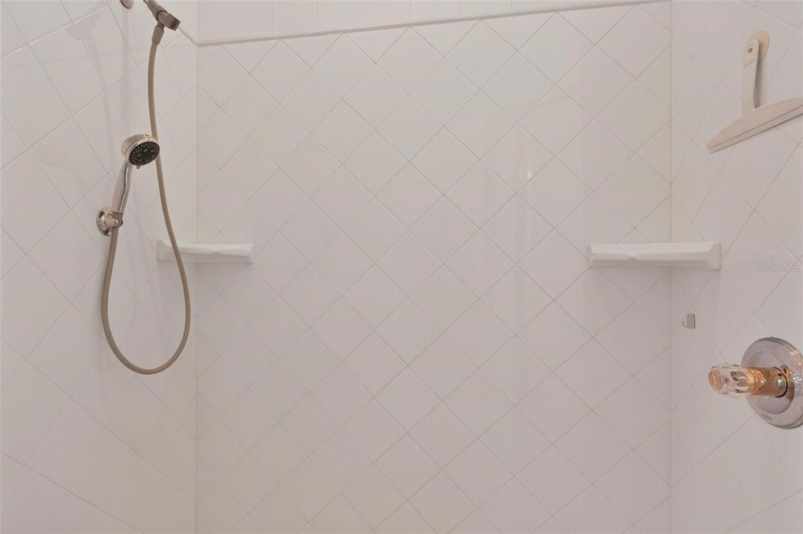 17 GRANDVIEW DR, PALM COAST, FL, 32137