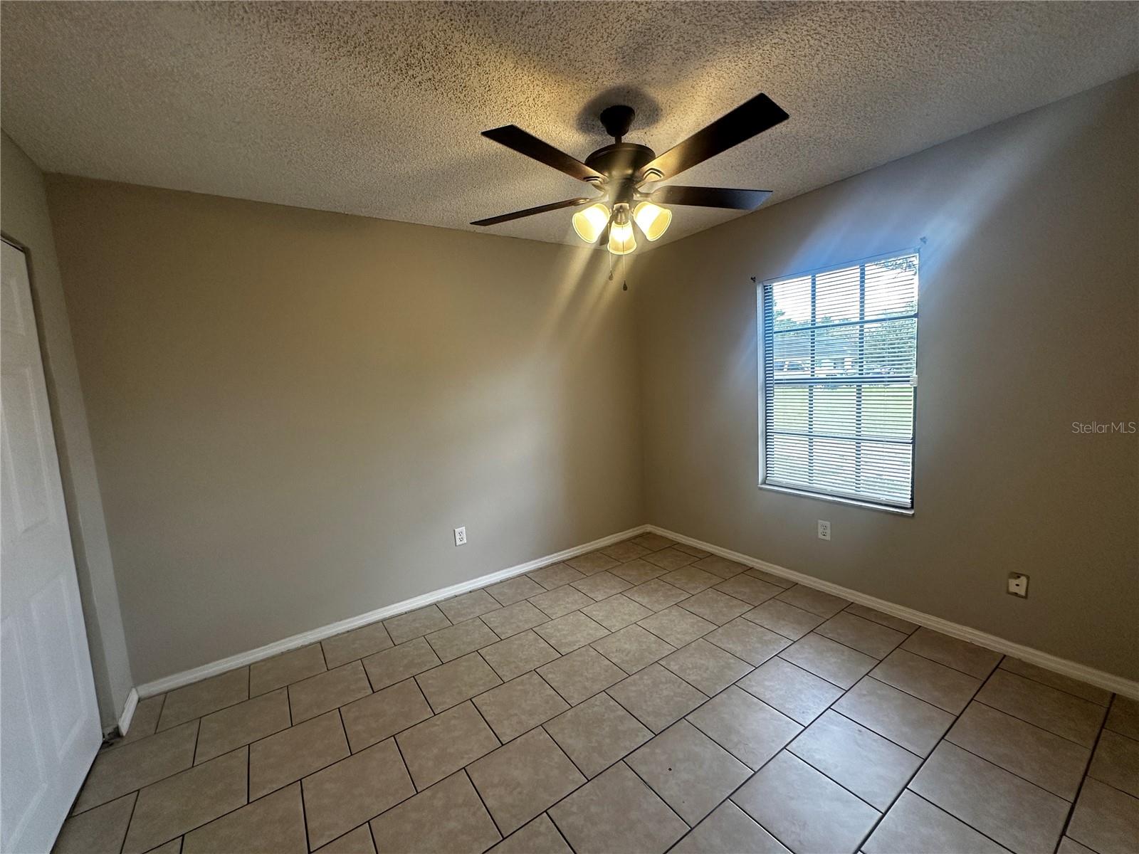 25 CEDAR TER, OCALA, FL, 34472