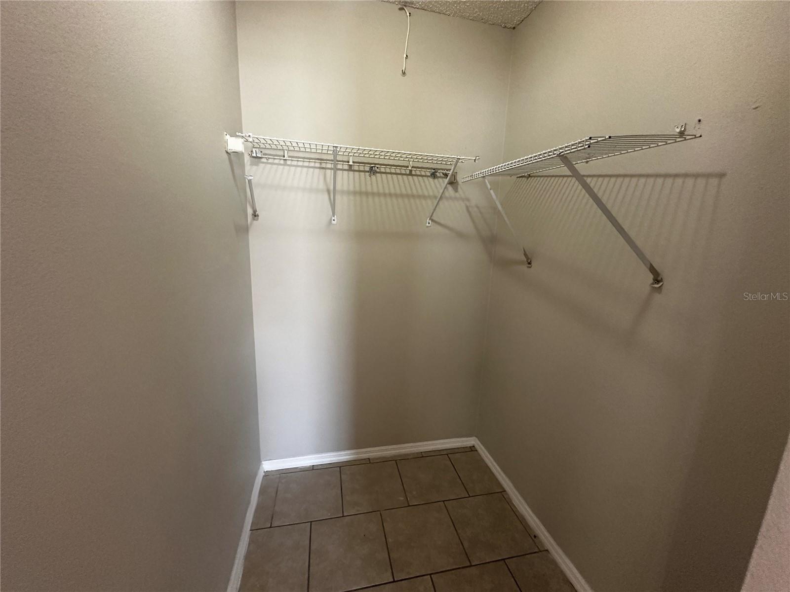 25 CEDAR TER, OCALA, FL, 34472