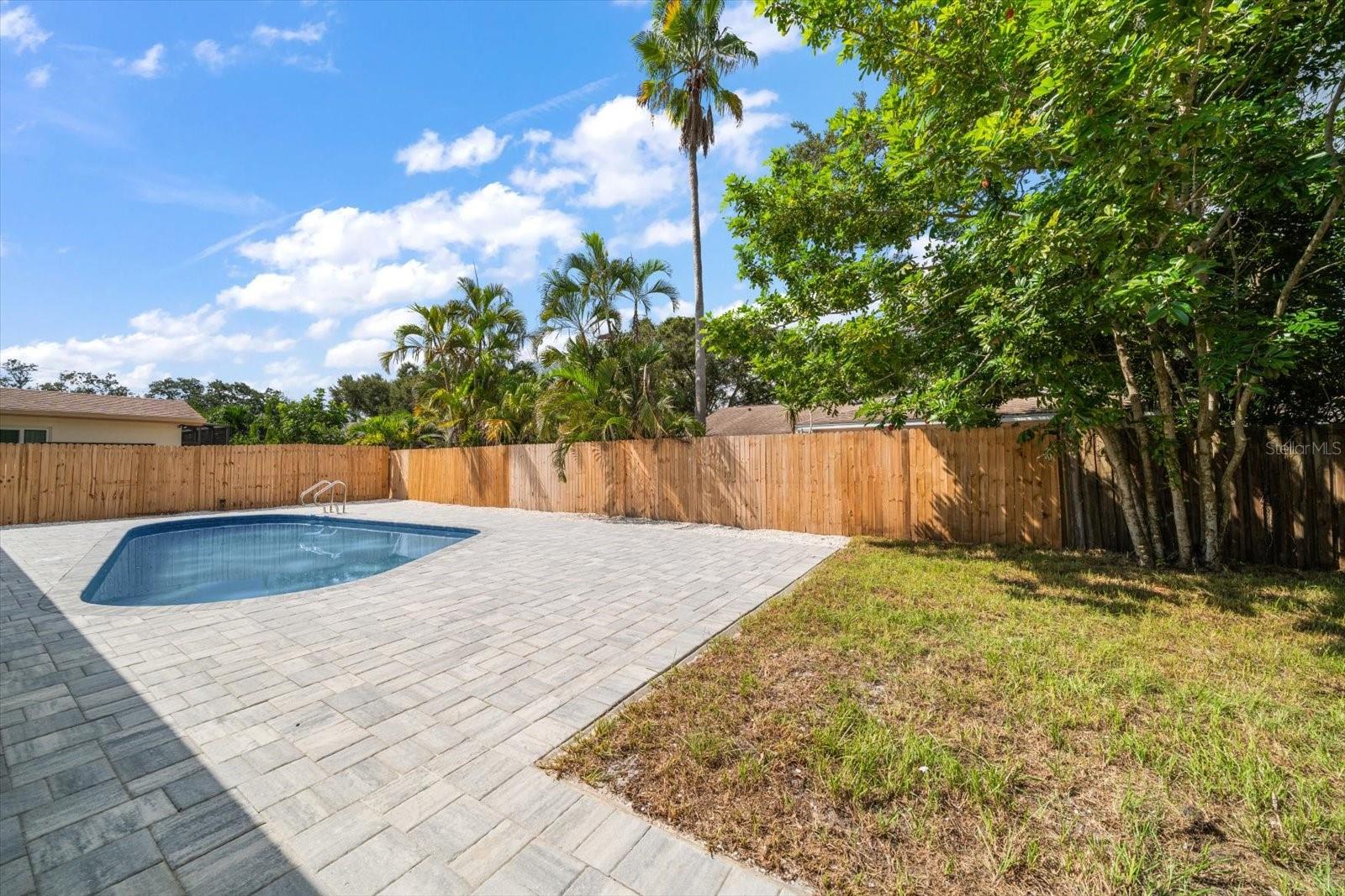 12445 104TH AVE, SEMINOLE, FL, 33778