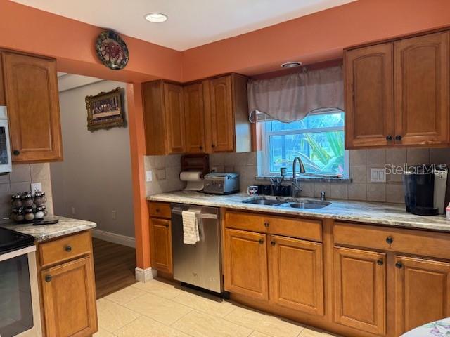 2457 RAVENDALE CT, KISSIMMEE, FL, 34758