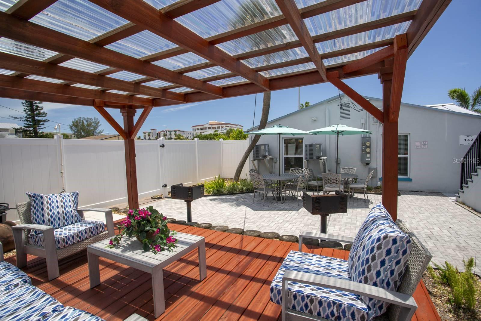 12315 GULF BLVD #1-8, TREASURE ISLAND, FL, 33706