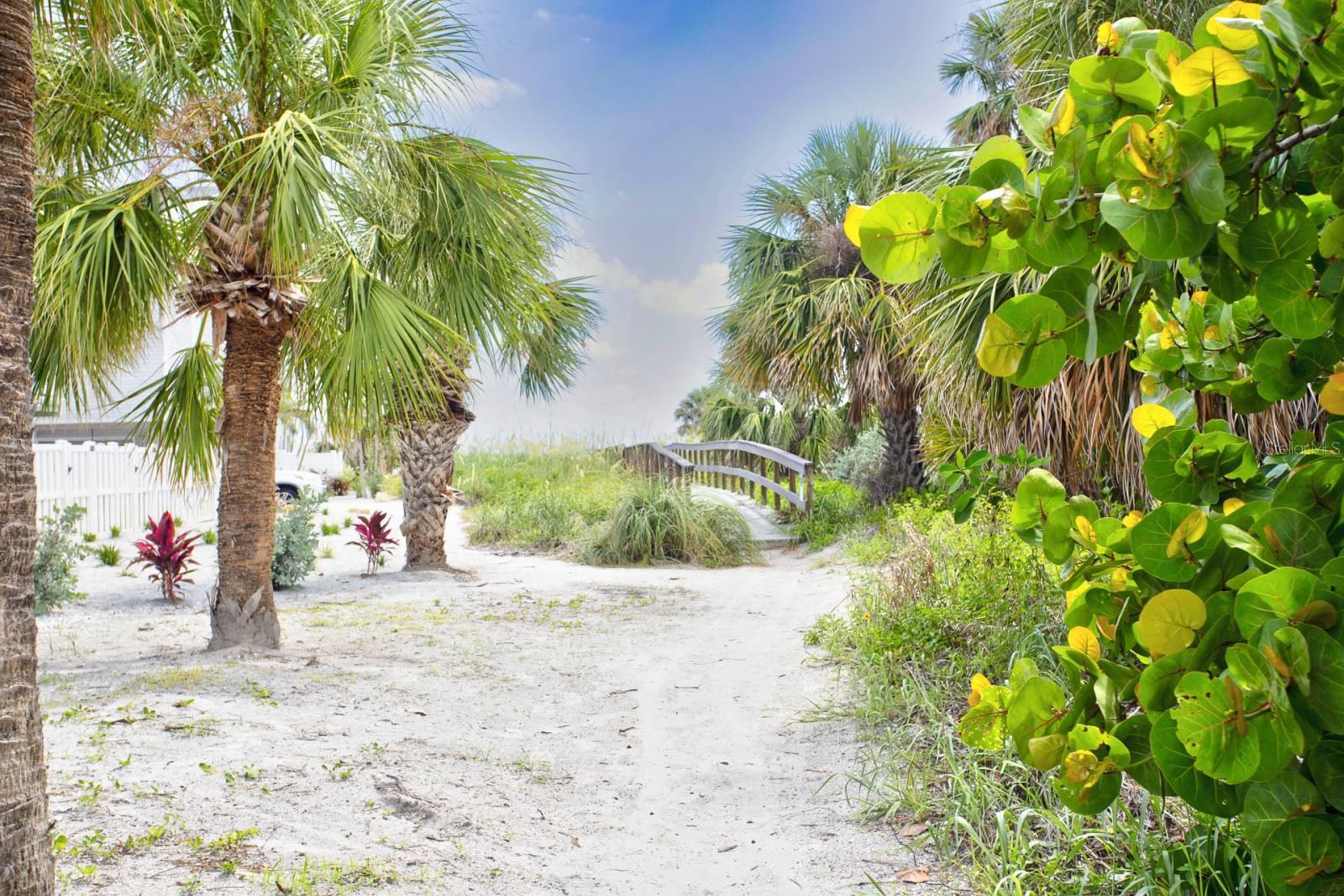 12315 GULF BLVD #1-8, TREASURE ISLAND, FL, 33706