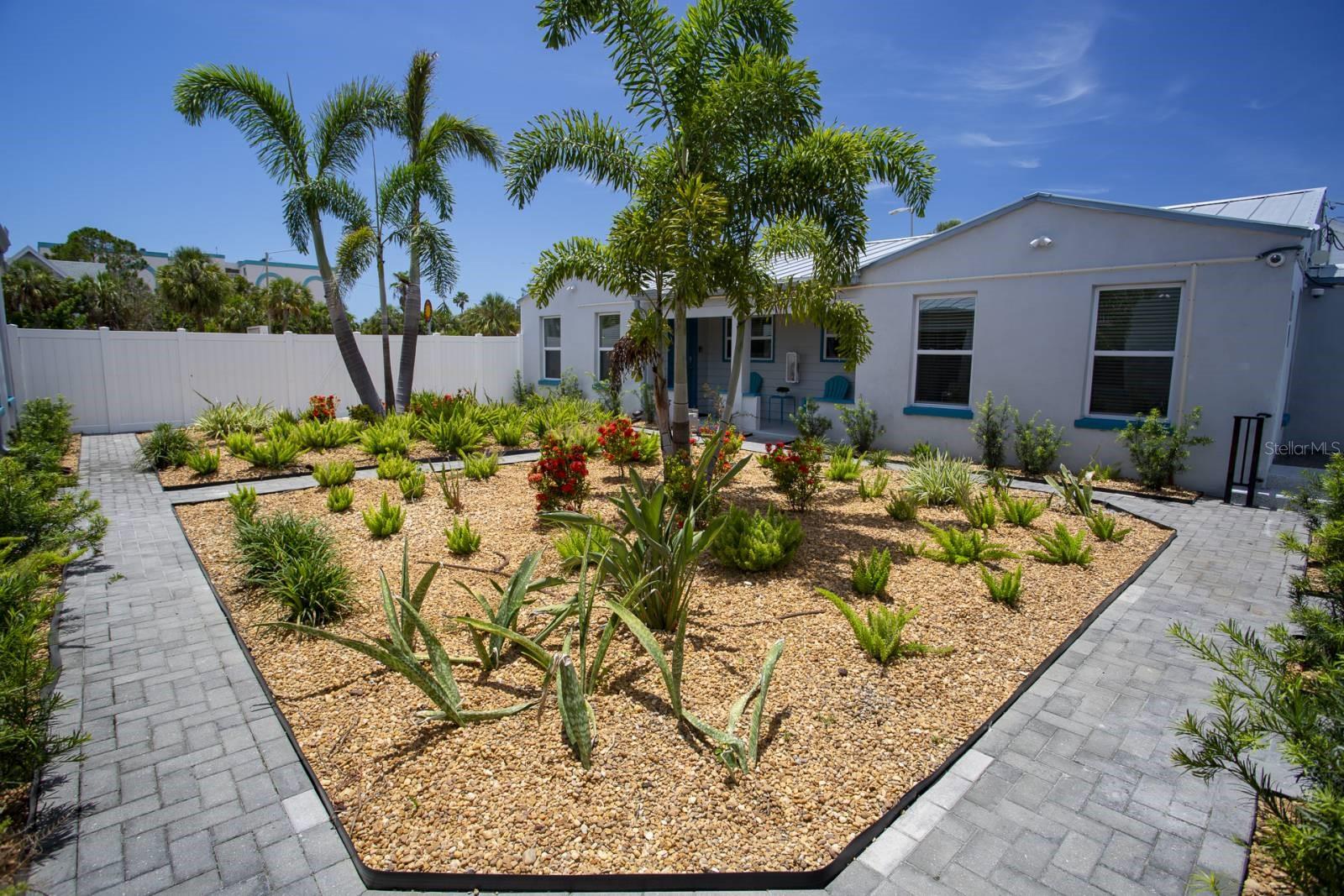 12315 GULF BLVD #1-8, TREASURE ISLAND, FL, 33706