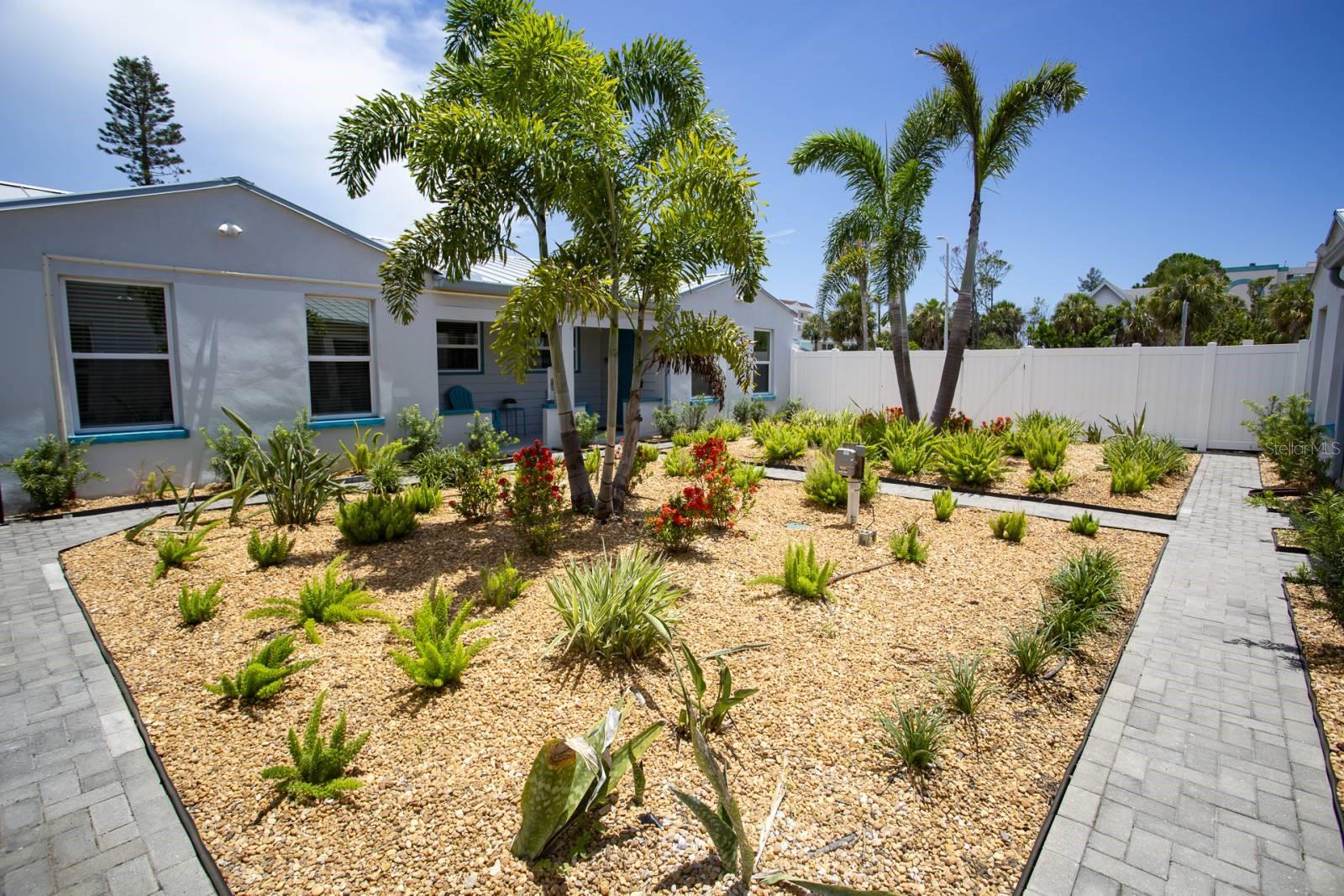 12315 GULF BLVD #1-8, TREASURE ISLAND, FL, 33706