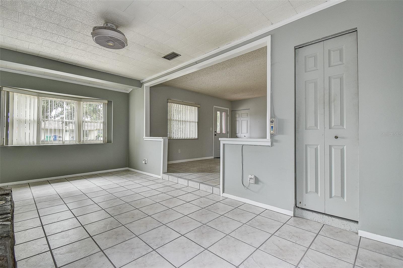 8255 82ND AVE, SEMINOLE, FL, 33777