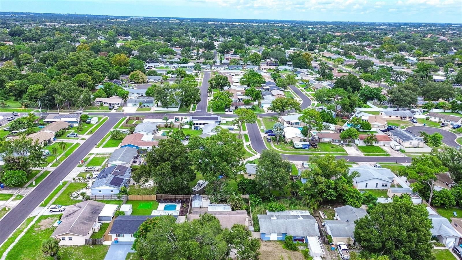 8255 82ND AVE, SEMINOLE, FL, 33777