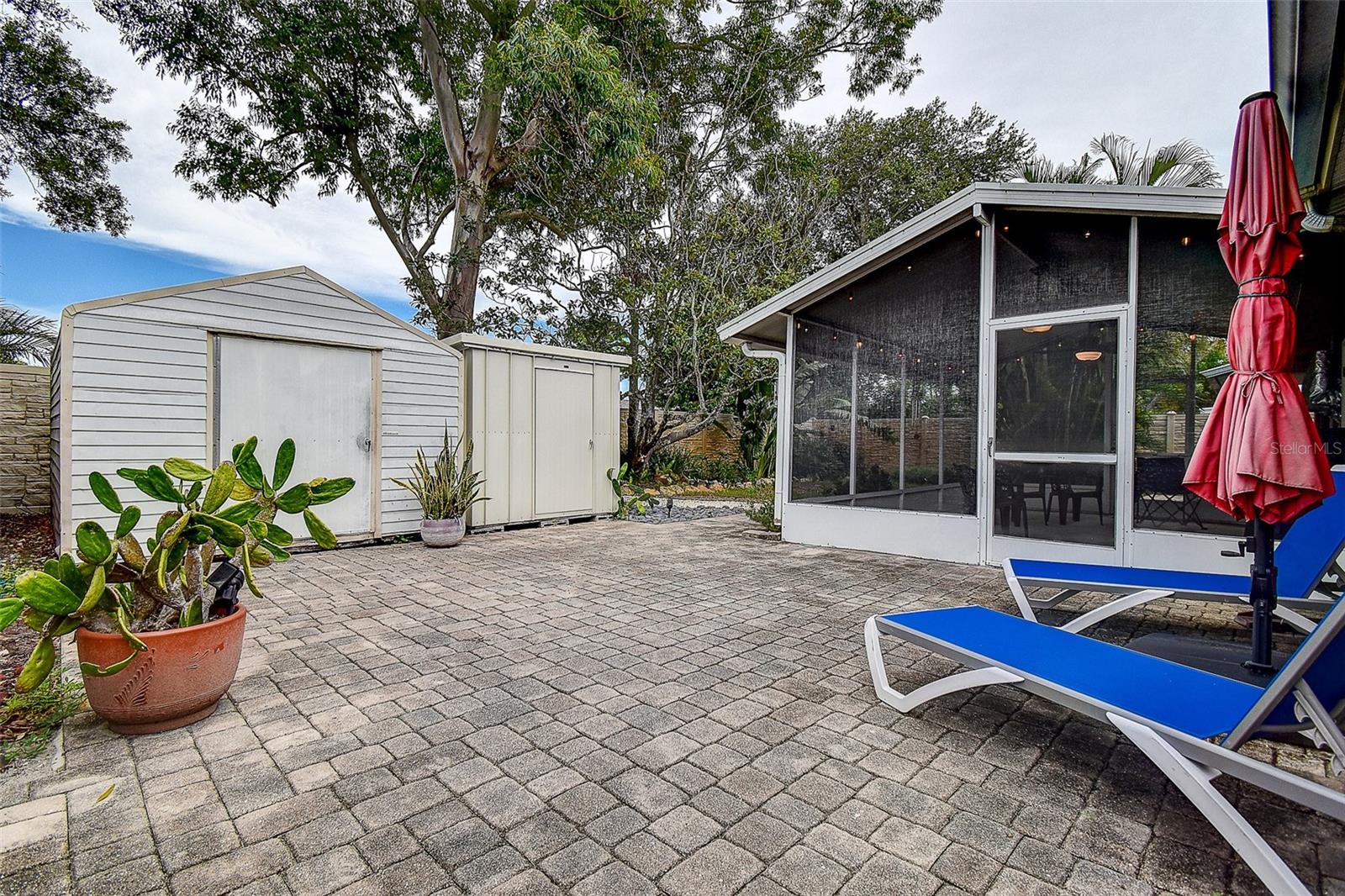 8255 82ND AVE, SEMINOLE, FL, 33777