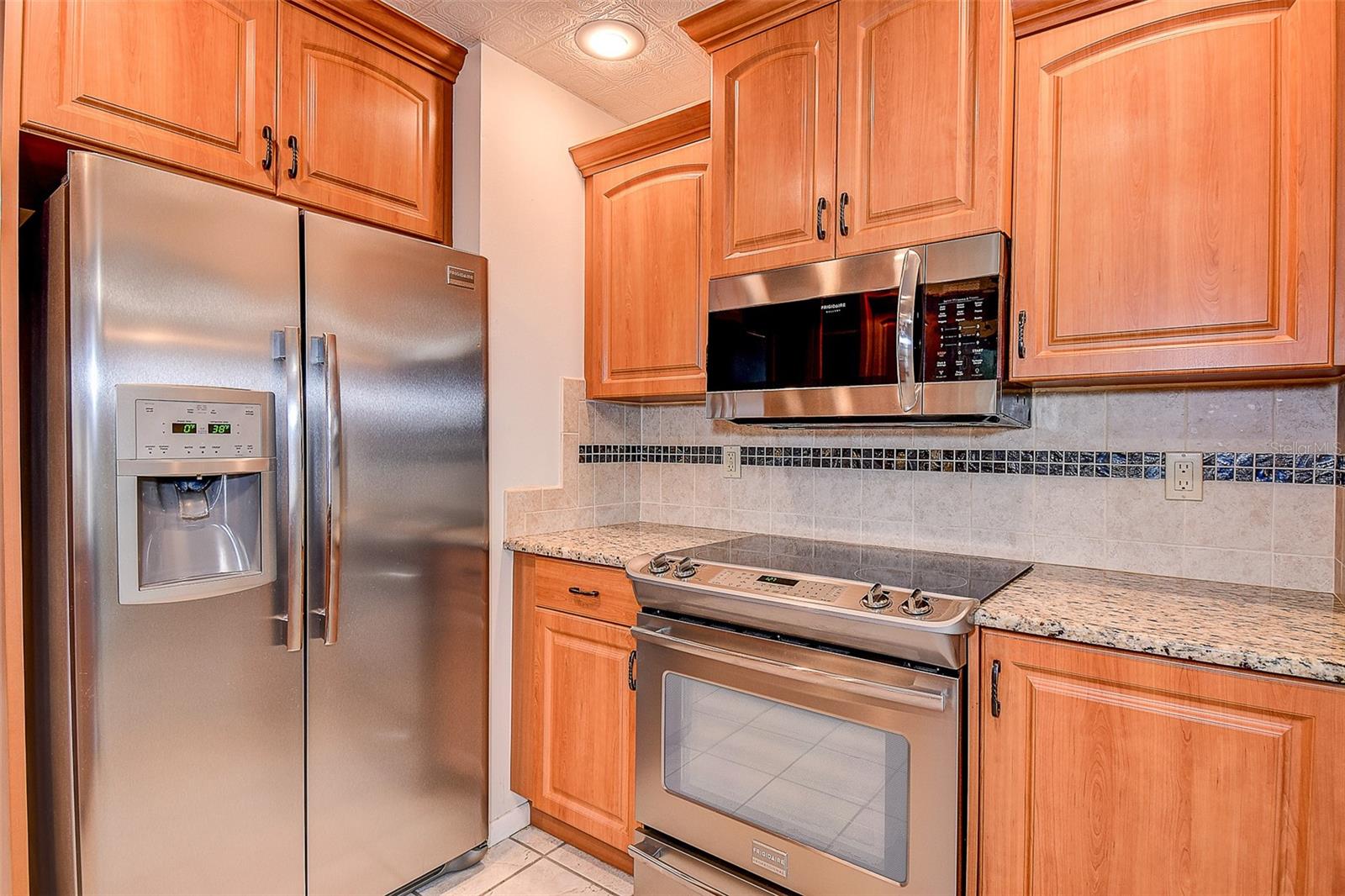 8255 82ND AVE, SEMINOLE, FL, 33777