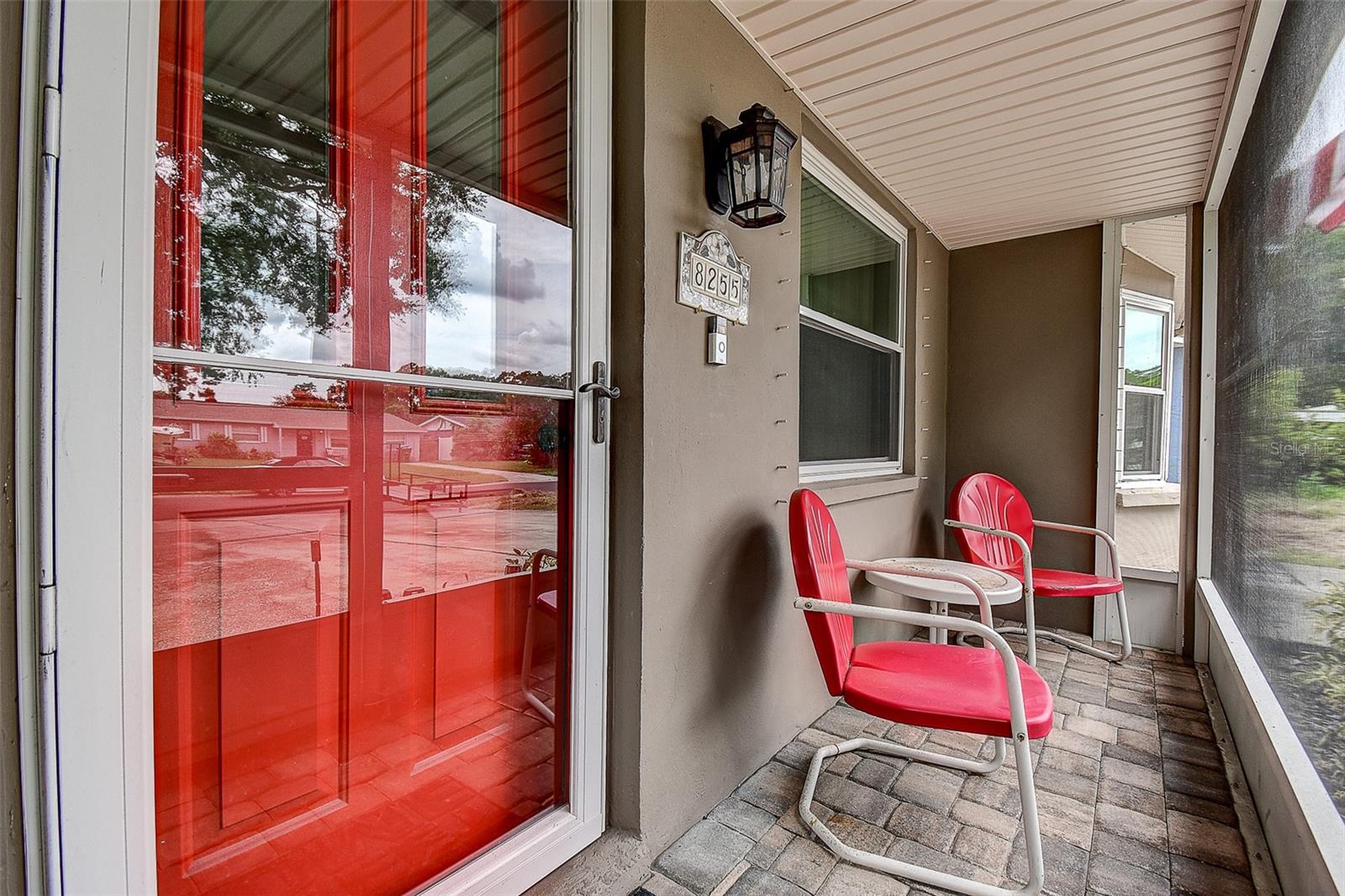 8255 82ND AVE, SEMINOLE, FL, 33777