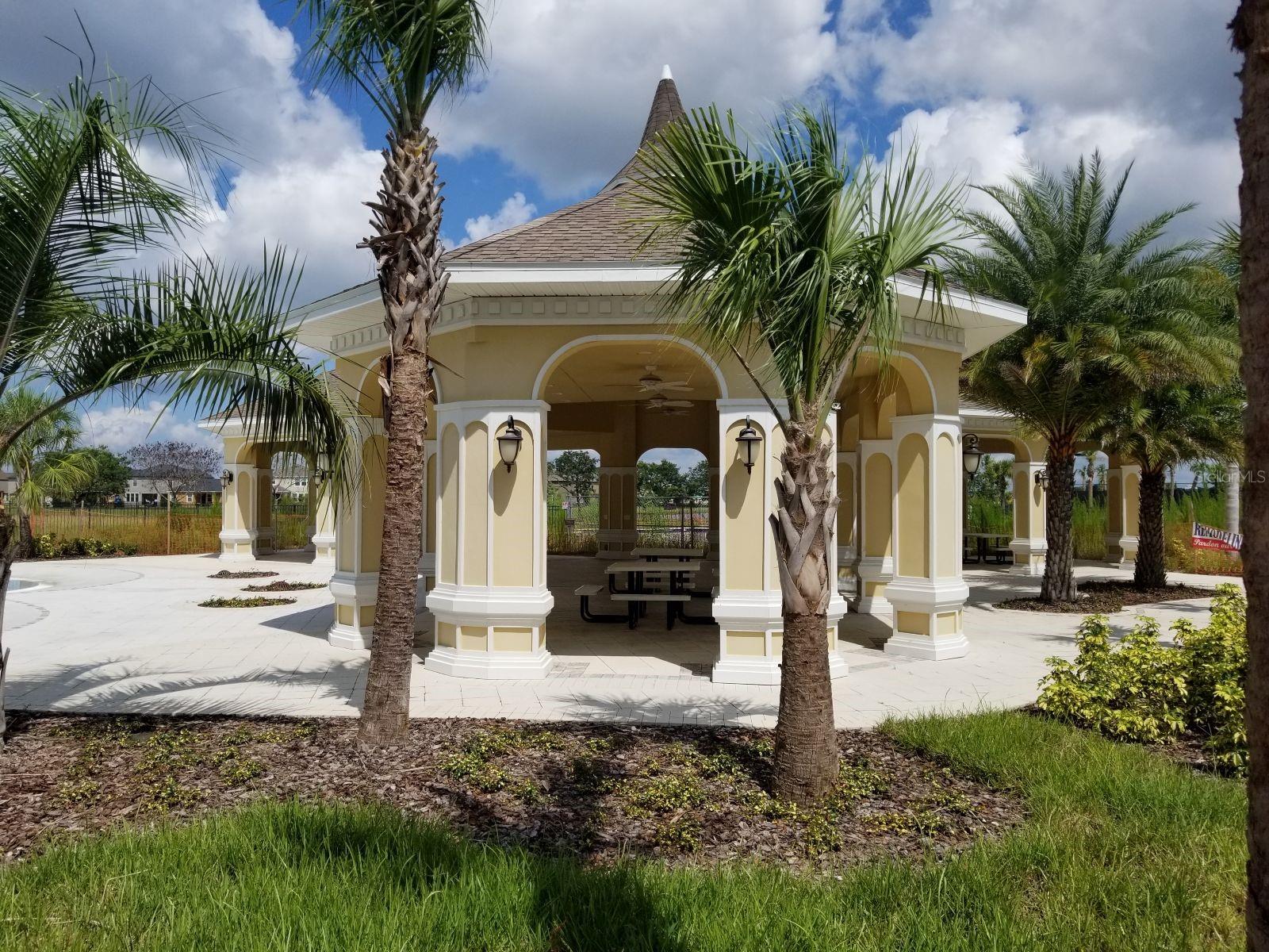 10004 NEWMINSTER LOOP, RUSKIN, FL, 33573