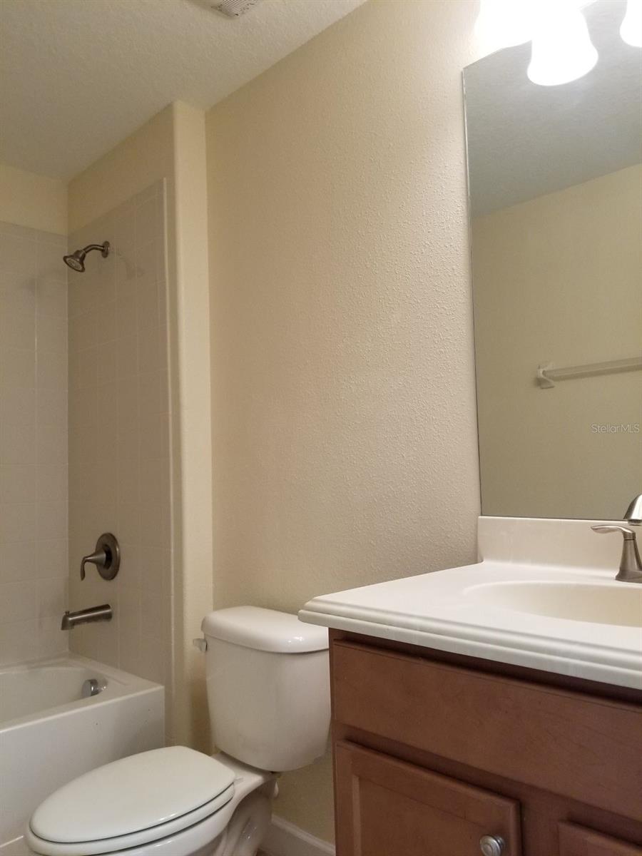 10004 NEWMINSTER LOOP, RUSKIN, FL, 33573